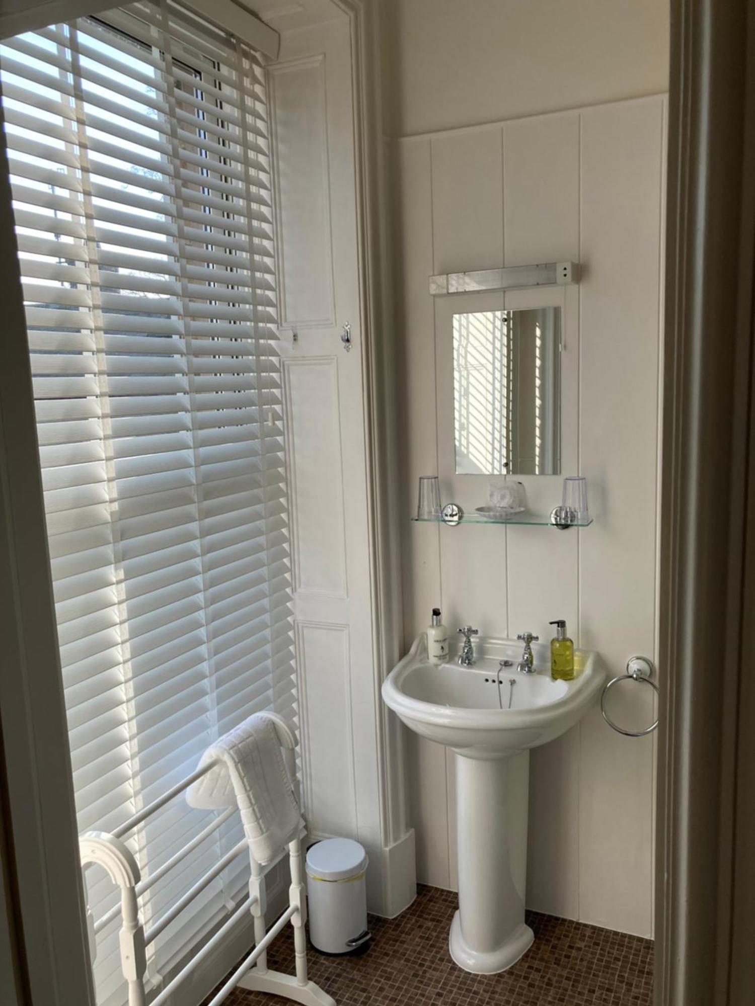 Thornsgill House Bed & Breakfast Askrigg Bagian luar foto